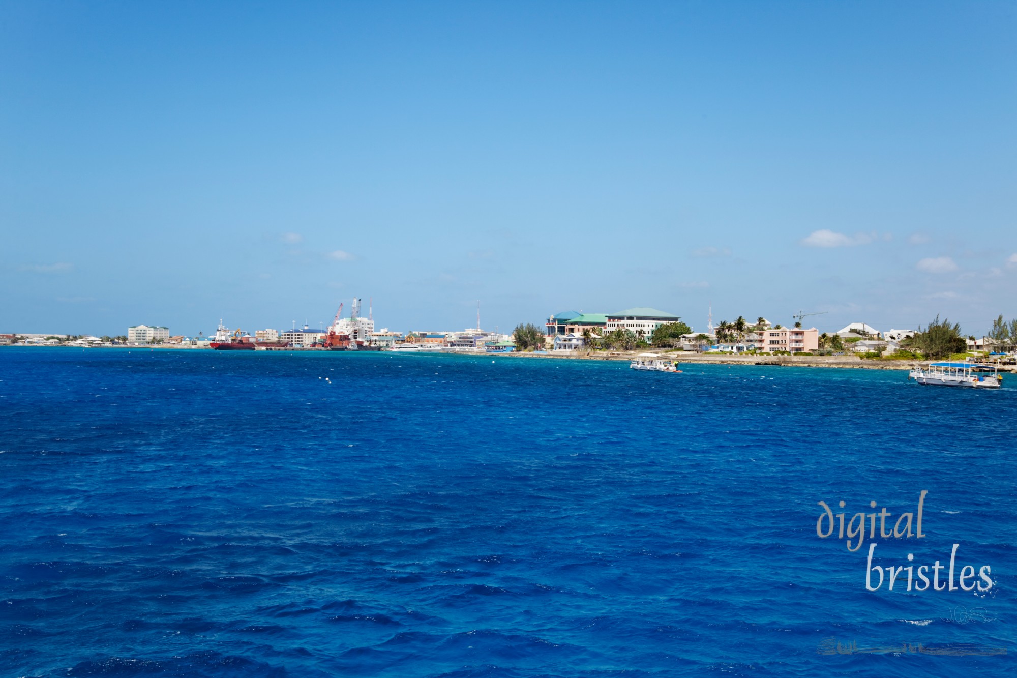 Pleasure boats head back to Georgetown, Cayman Islands